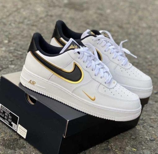 Nike Air Force Branco Preto Dourado