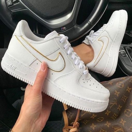 Nike Air Force Branco com Dourado