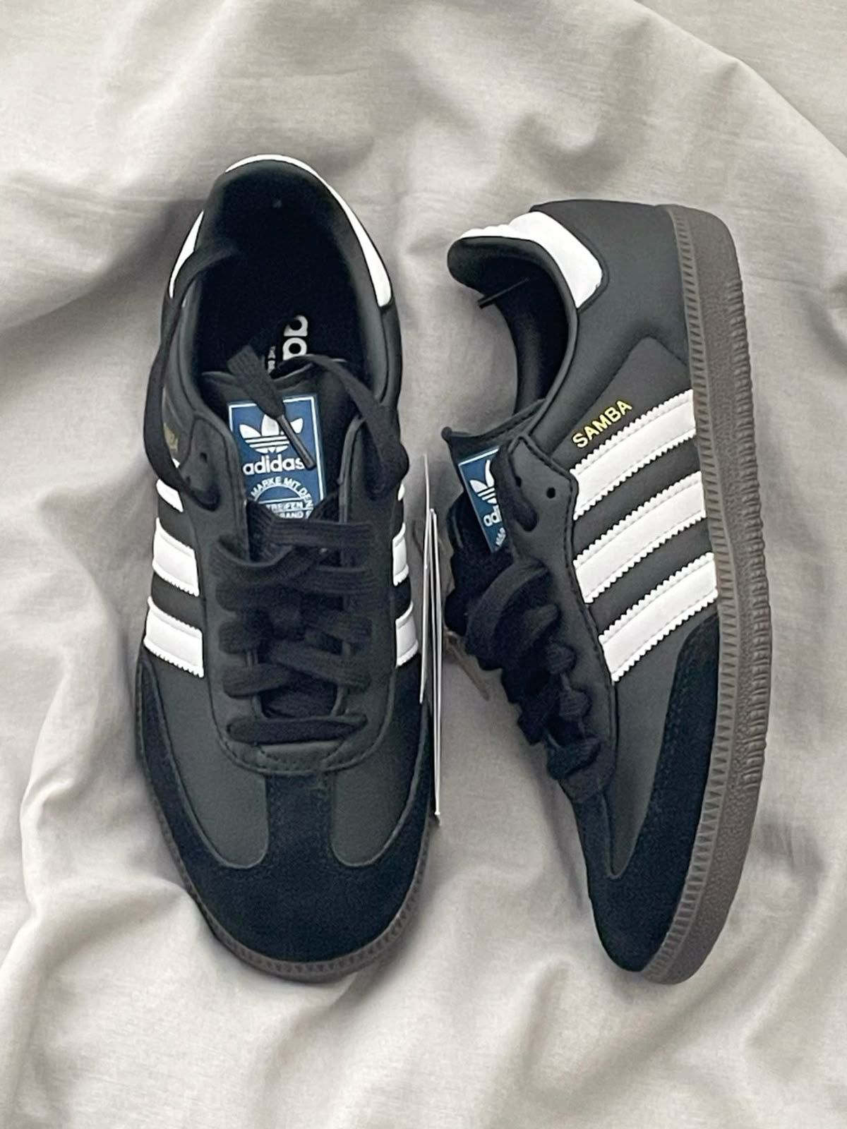Adidas Samba Preto com Branco Adidas Samba Preto com Branco