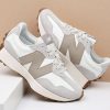 New Balance 327 Beje com Branco