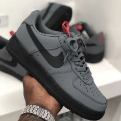 Nike Air Force Cinza matte com Preto