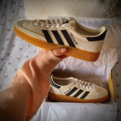Adidas Spezial Beje com Preto Adidas Spezial Beje com Preto