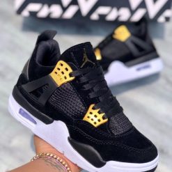 Nike Air Jordan 4 Preto com Dourado