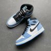 Nike Air Jordan Mid Azul com Branco