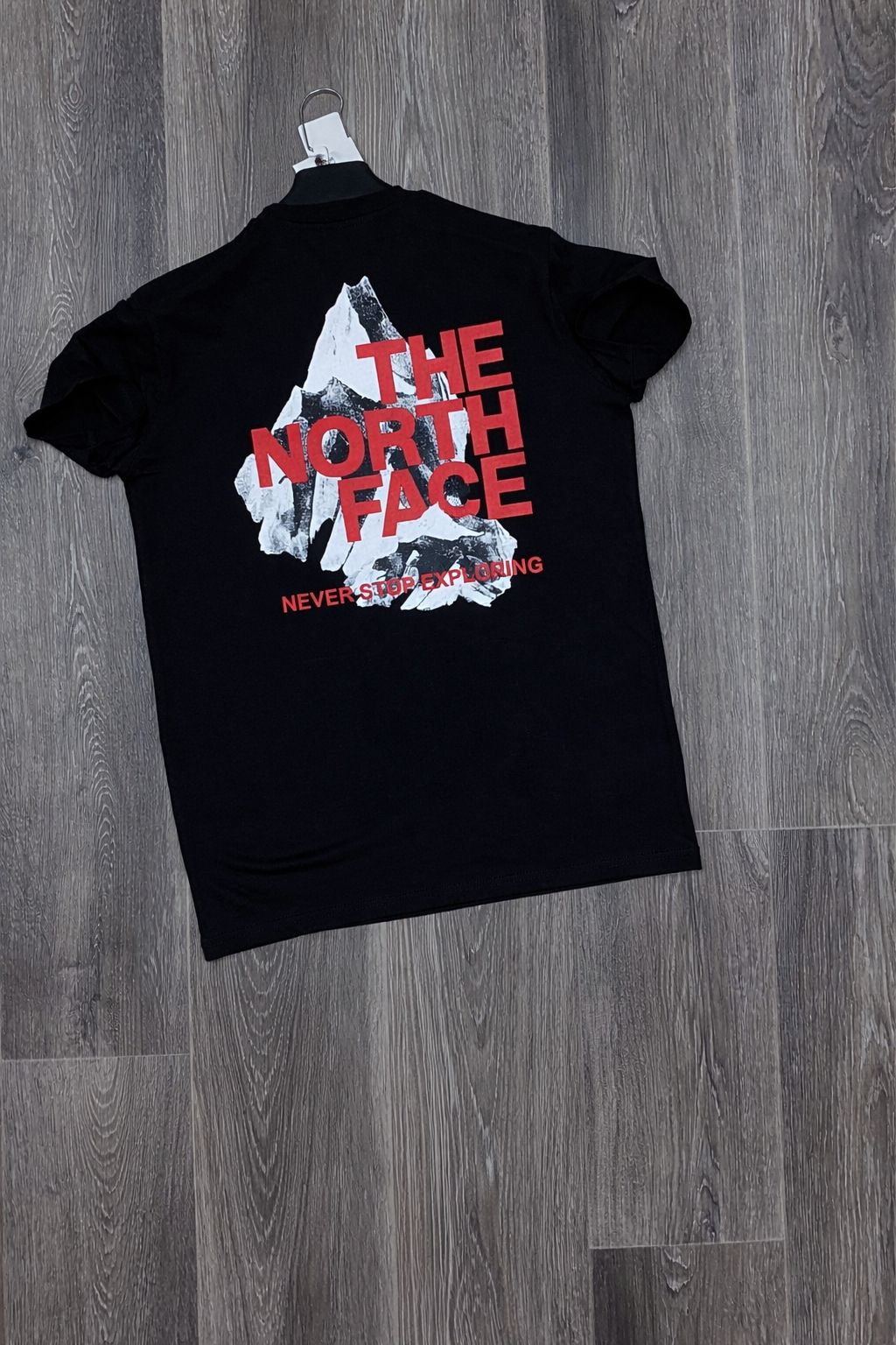 T-SHIRT THE NORTH FACE PRETA T-SHIRT THE NORTH FACE PRETA