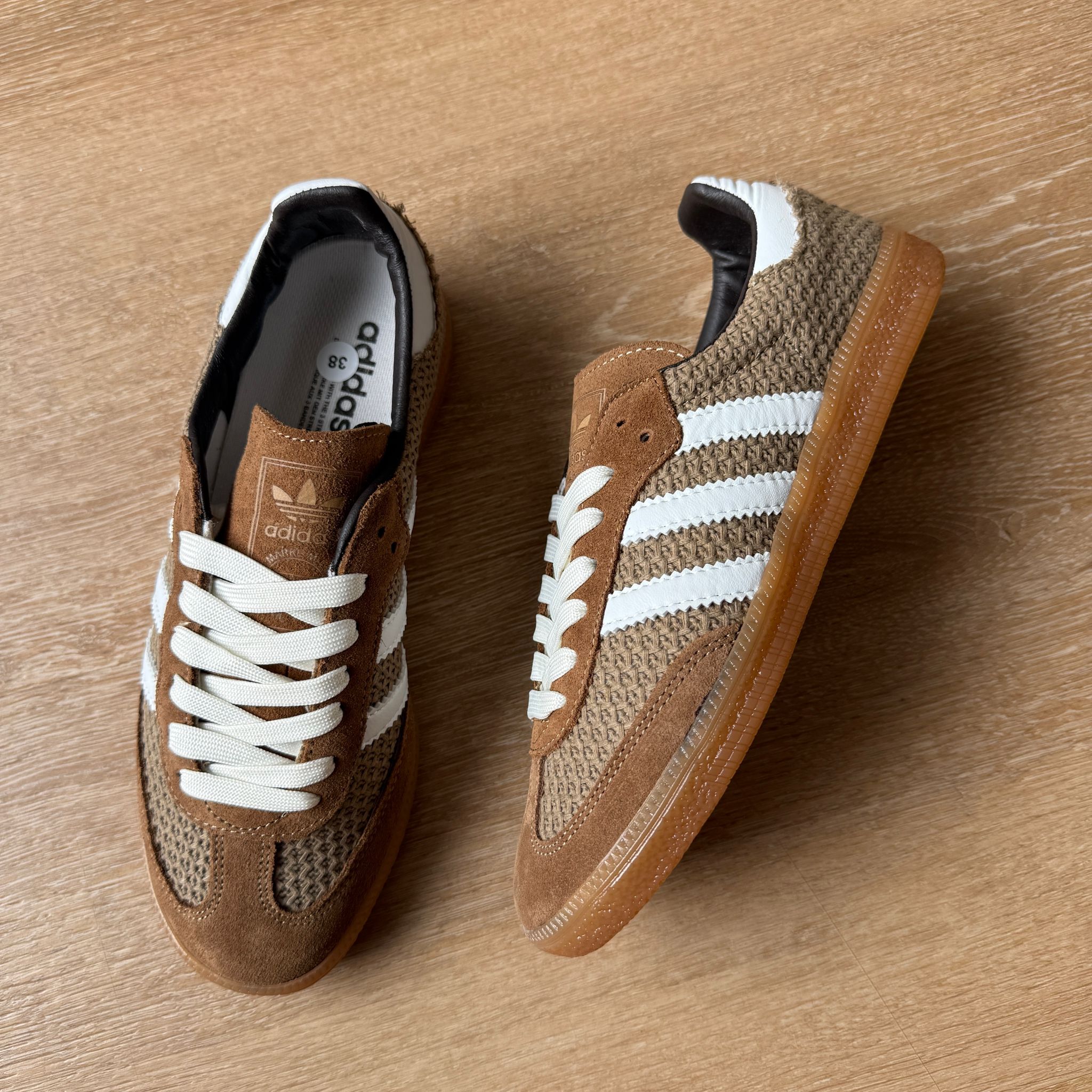 Adidas Samba OG Crochet Castanho